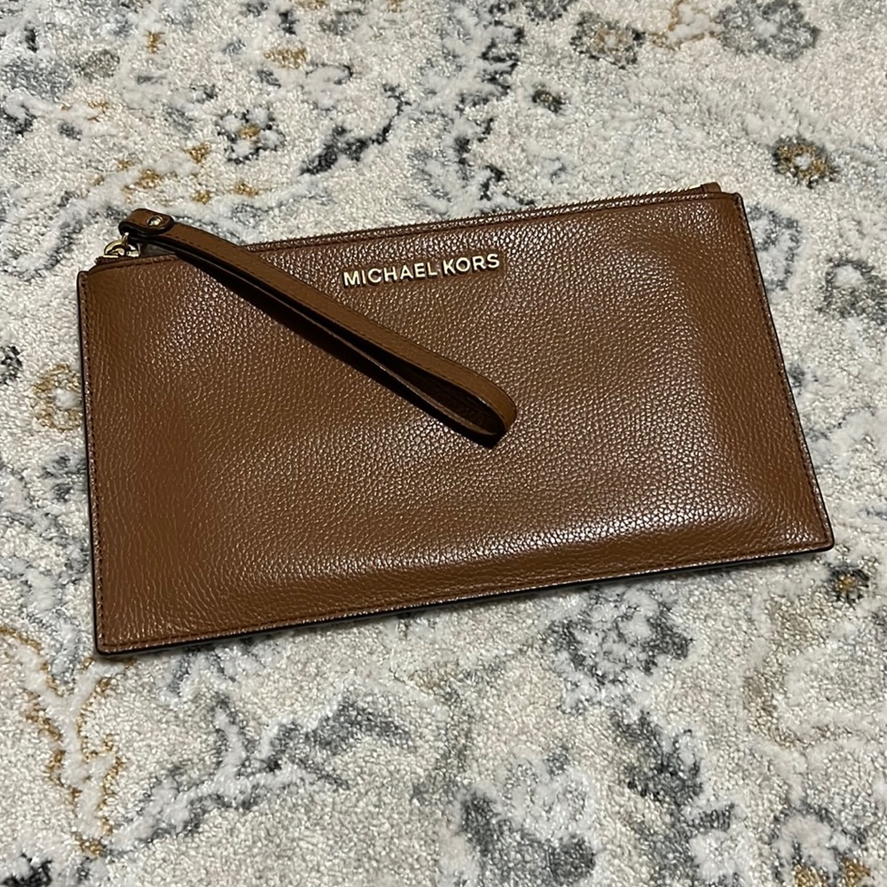 Micheal Kors Large Pebbled Leather Wristlet